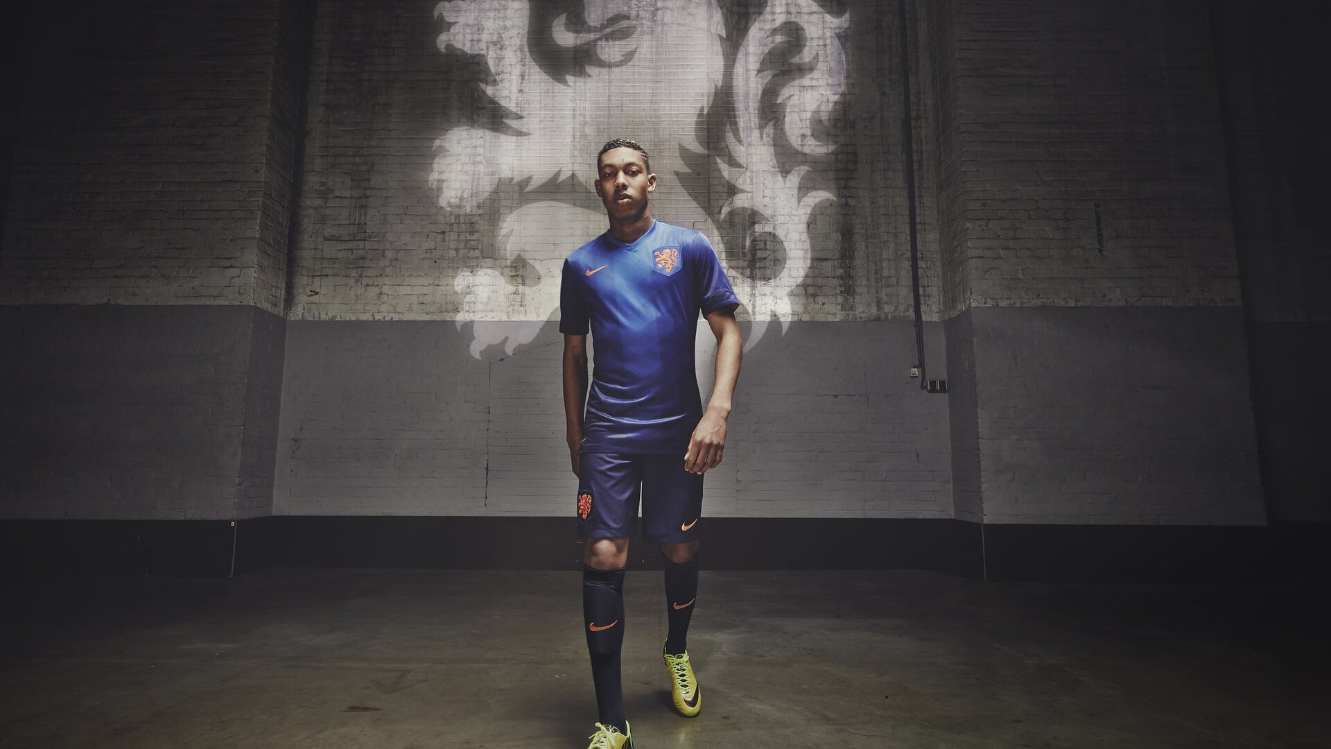 绿茵场上的绝杀与乒乓球台的传奇，当葡萄牙队遇上许昕的纪录之夜